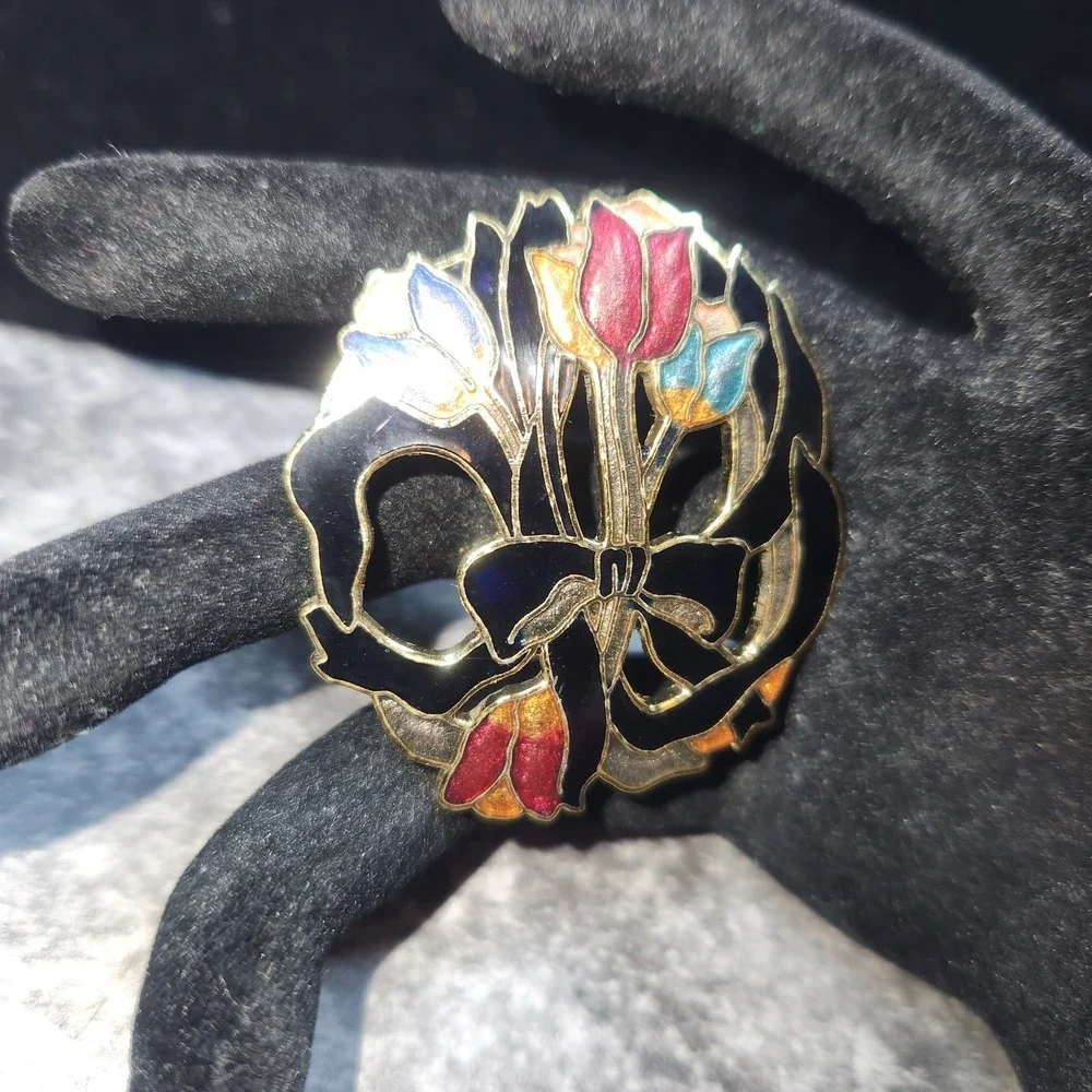 Vintage Gold Tone  cloisonne Tulip Flower Bouquet Round Brooch Black Red Blue